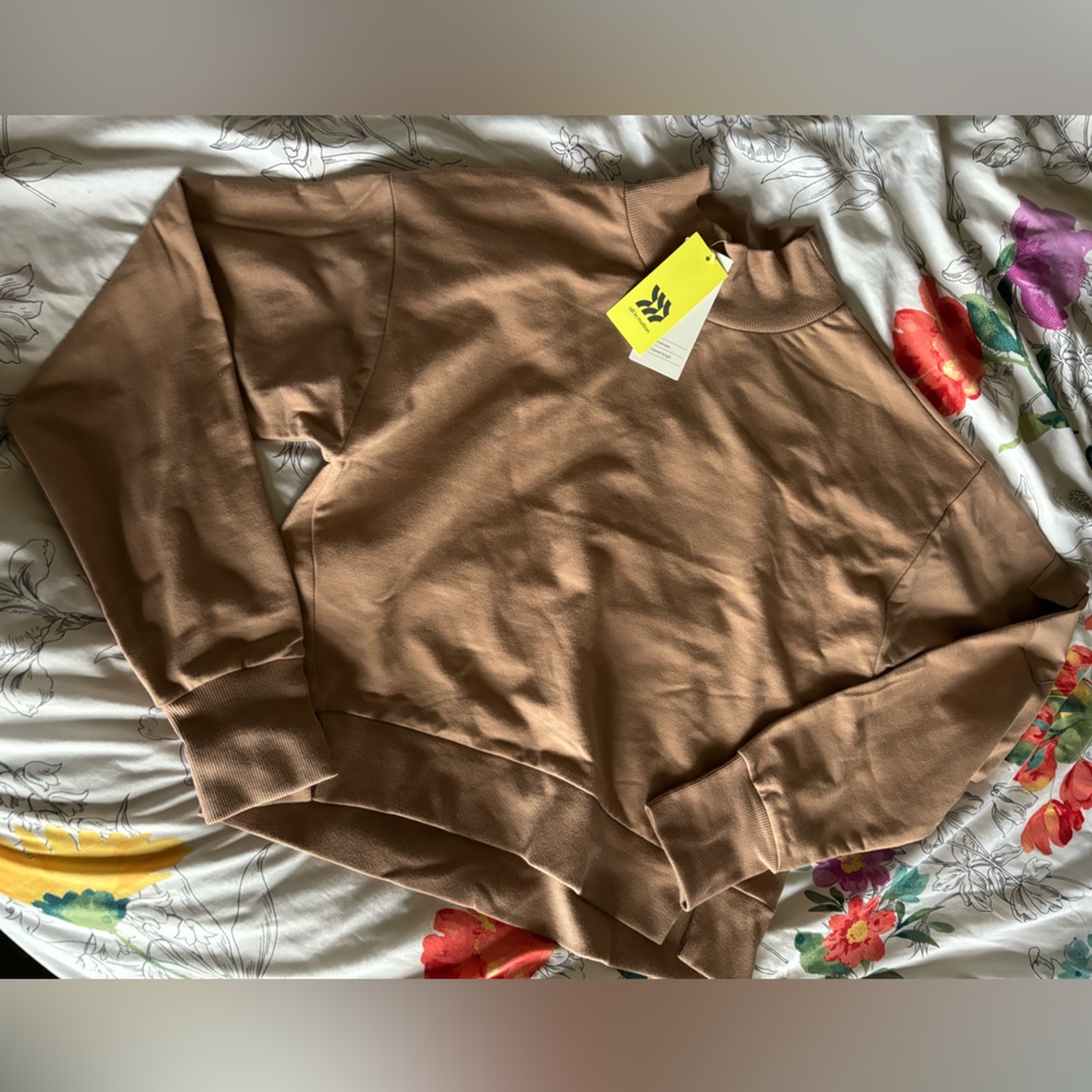 NWT Longsleeve French Terry XS Sweatshirt